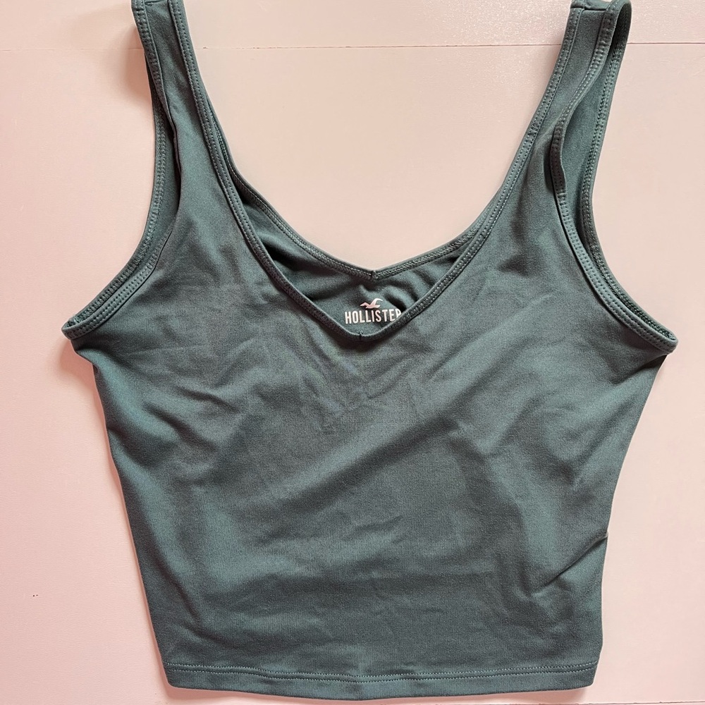Hollister Green Fitted V-Neck Crop Tank Top